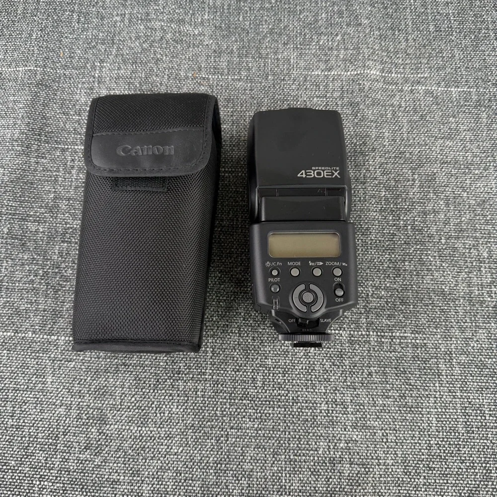 Canon Speedlite 430EX Camera Flash Unisex Black E-TTL II Shoe Mount with Case
